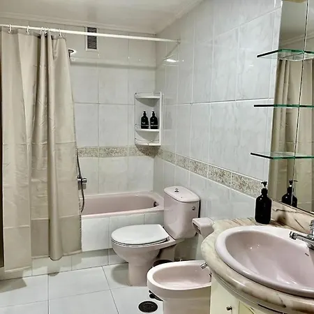 Agradable Centrico En