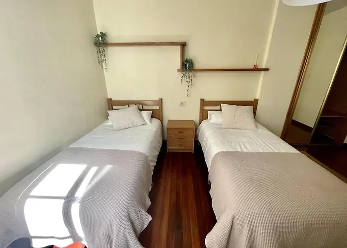 Agradable Centrico En *